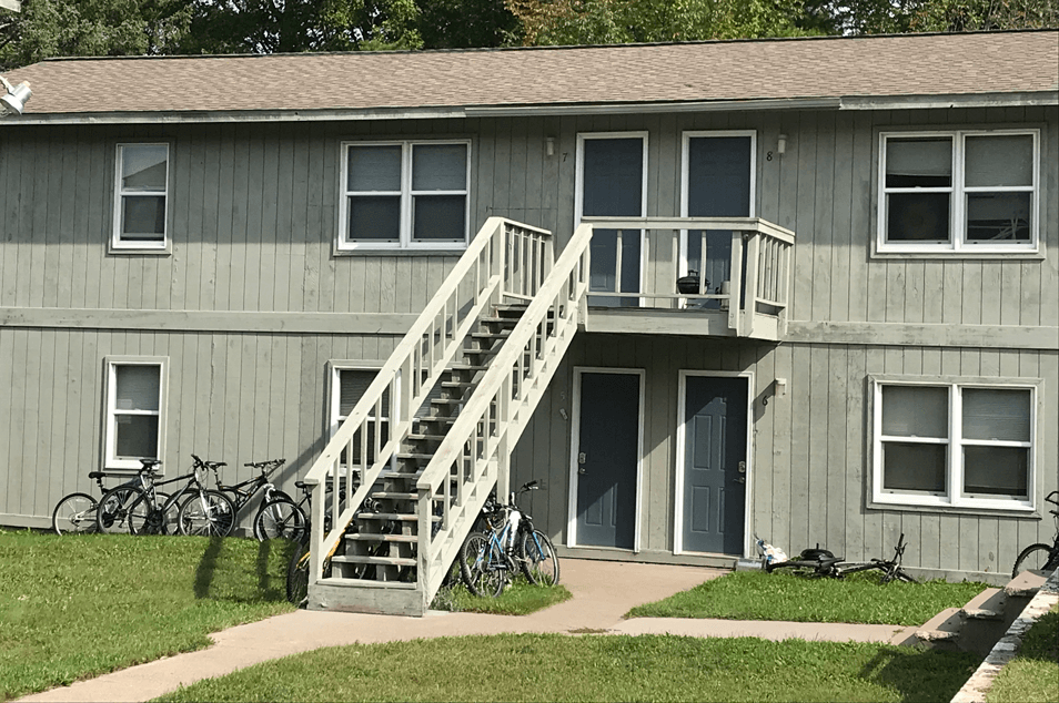 Diamond Apartments 4 Bedroom Copper Country Rentals
