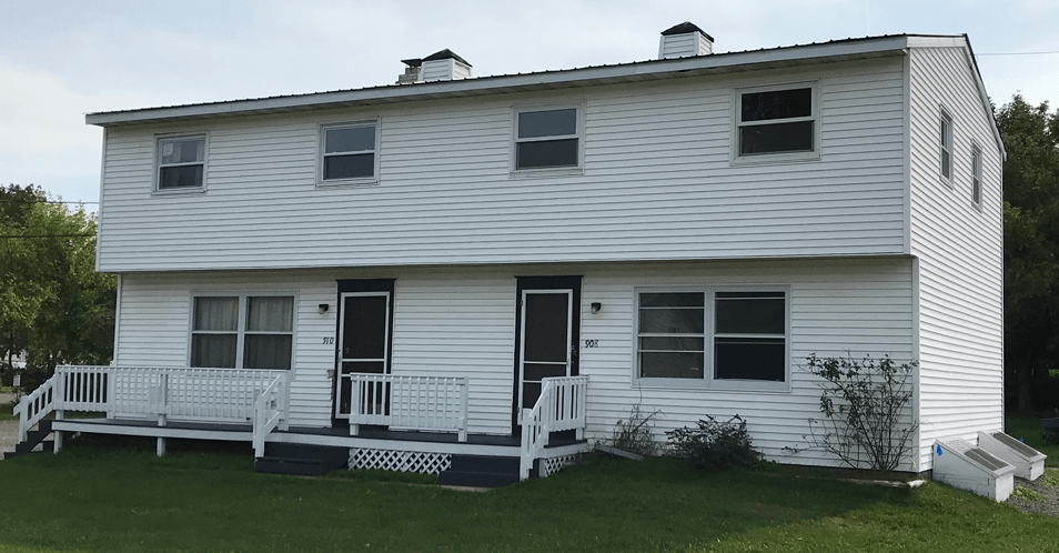 Michigan-Tech-Housing-Champion-3-bdrm-Duplex