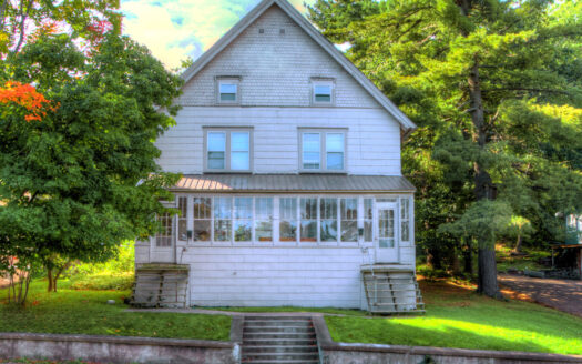 Pink Flamingo House (1127)